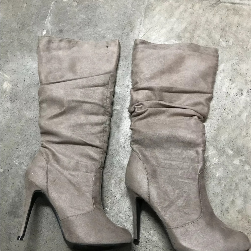 Shoedazzle Melrose Lt. Taupe Beige mid calf Boots